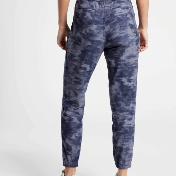Athleta Farallon Printed Purple Blue Jogger Size 14 - Picture 2 of 8